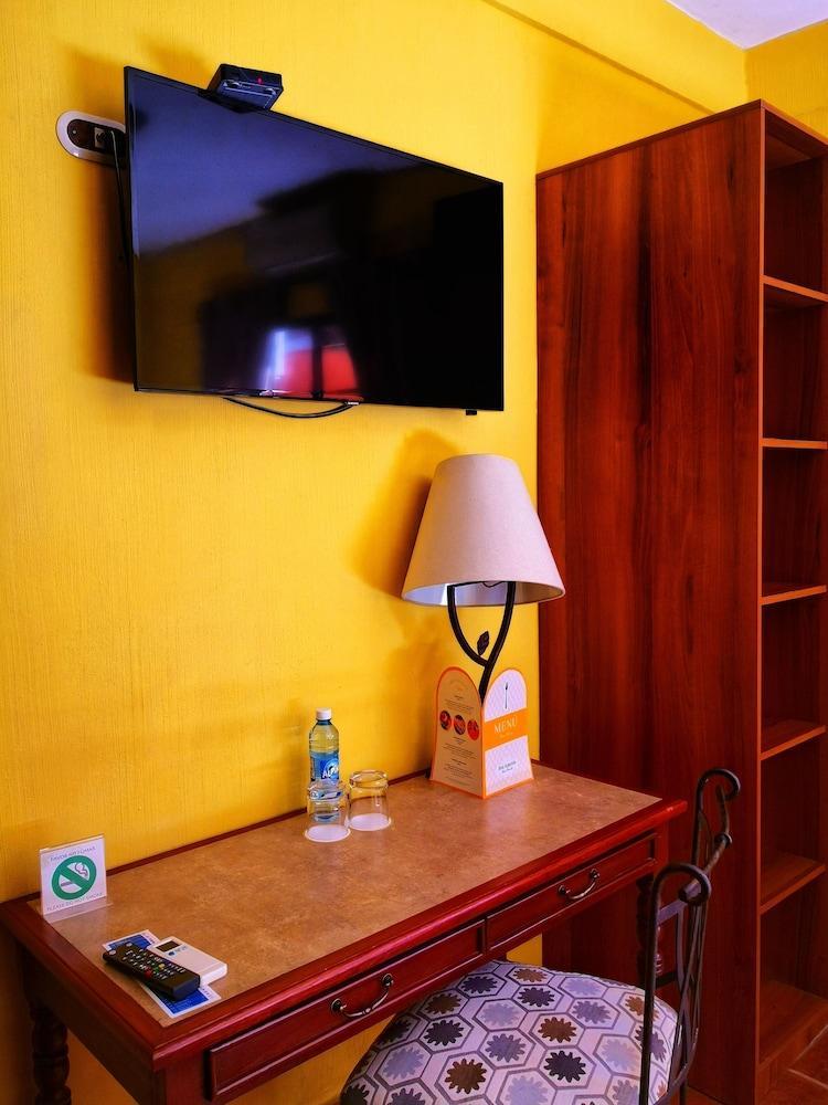 Hotel Villa Terra サンサルバドル エクステリア 写真
